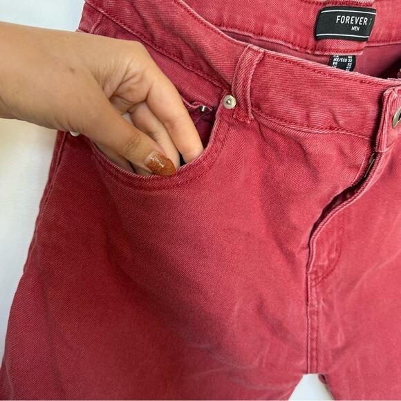 MENS F21 FOREVER 21 Red Denim Jean 8" Inseam Raw Hem Casual Shorts Jeans 32 - Picture 5 of 12
